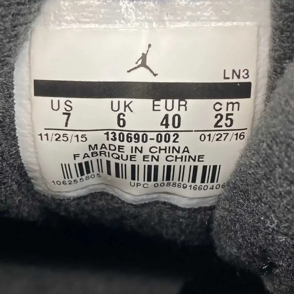 Nike Black Red Air Jordan 12 Retro Sneakers | Men’s Size 7